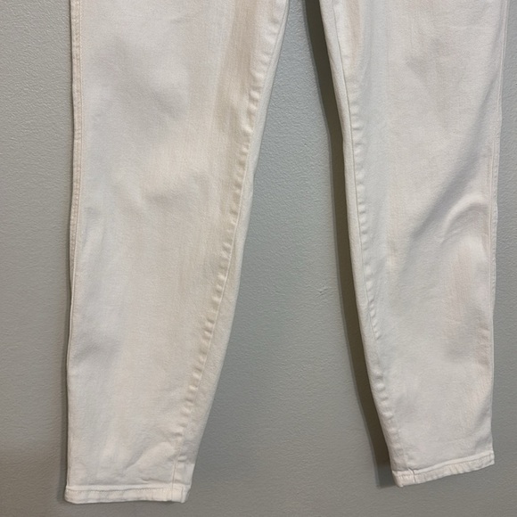 Judy Blue Drawstring Waist High Rise Jeans in Ivory - Picture 3 of 8